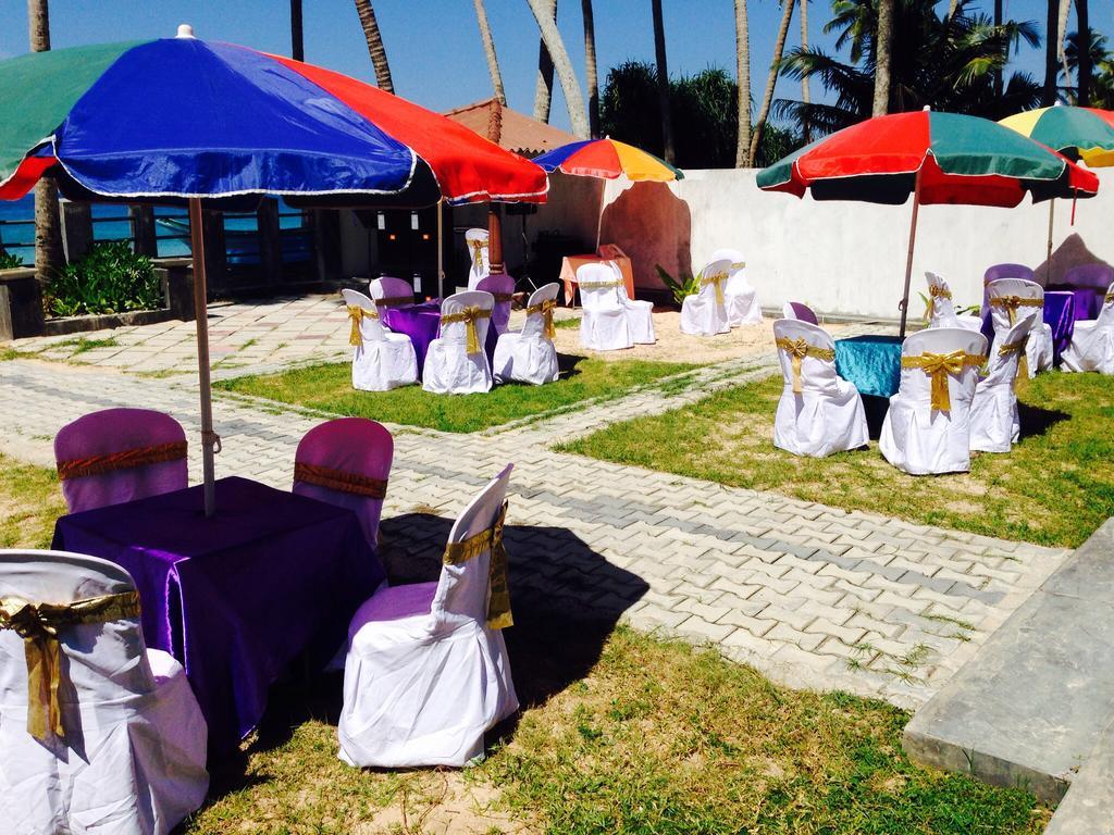 Rainbow Beach Hotel Хіккадува Екстер'єр фото