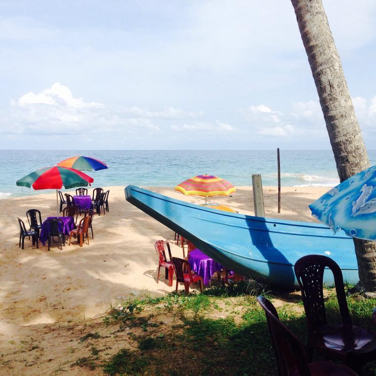 Rainbow Beach Hotel Хіккадува Екстер'єр фото