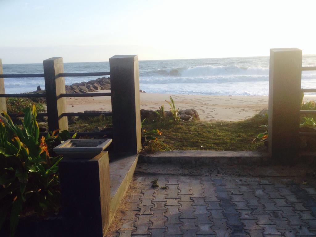 Rainbow Beach Hotel Хіккадува Екстер'єр фото