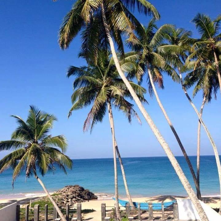 Rainbow Beach Hotel Хіккадува Екстер'єр фото